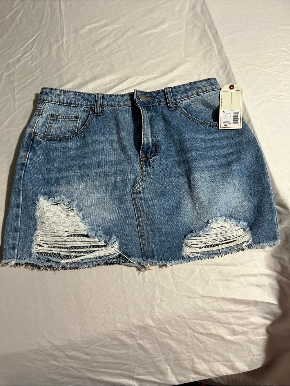 Adam Levine Collection Distressed Light Blue Denim Mini Skirt Women’s Size M NWT